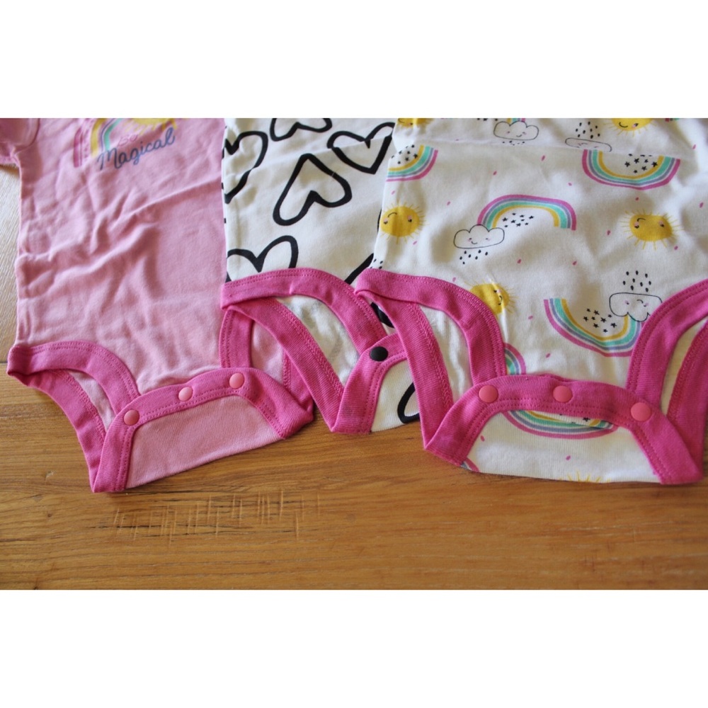 Lamaze 100% Organic Cotton Snap Button Onesies 6 Months 12 Months Rainbows Print - Picture 3 of 7